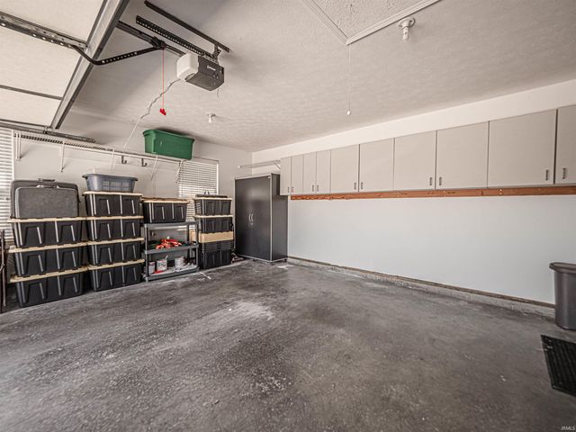 312 E Evergreen Road, Evansville, IN 47711