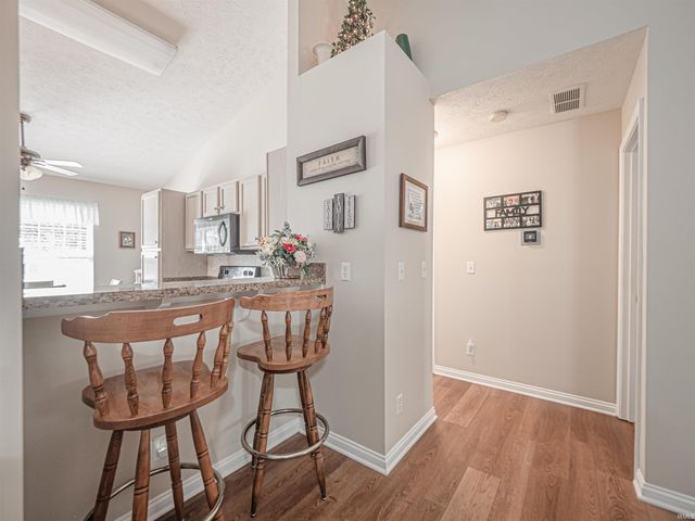 312 E Evergreen Road, Evansville, IN 47711