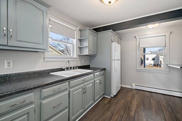 332 W NORTH Street, Peotone, IL 60468