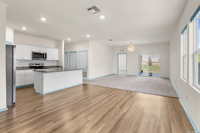 5010 Jovian, San Antonio, TX 78245