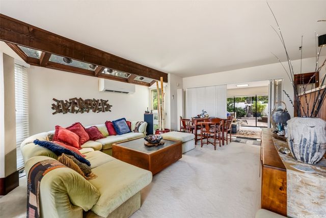 1014 Mokuhano Street, Honolulu, HI 96825
