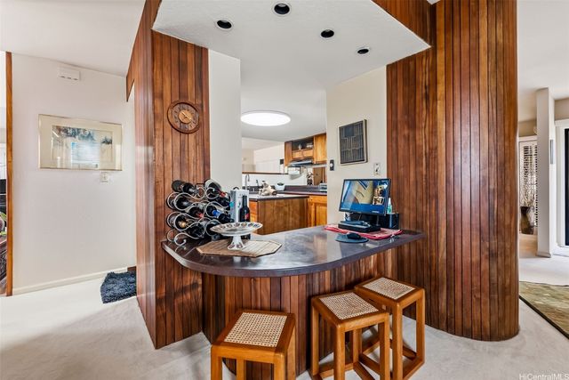 1014 Mokuhano Street, Honolulu, HI 96825