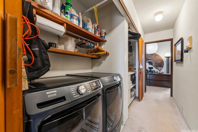 1014 Mokuhano Street, Honolulu, HI 96825