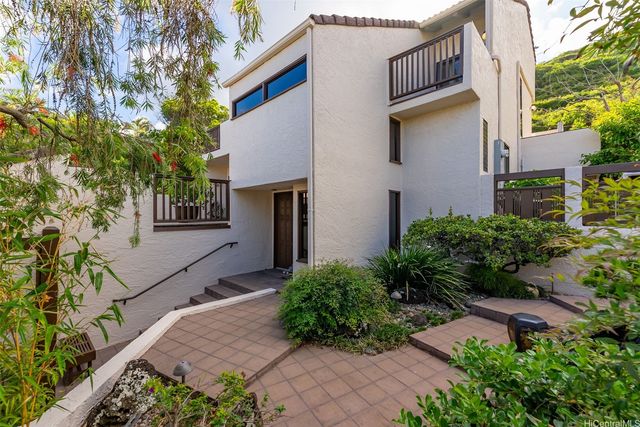 1014 Mokuhano Street, Honolulu, HI 96825