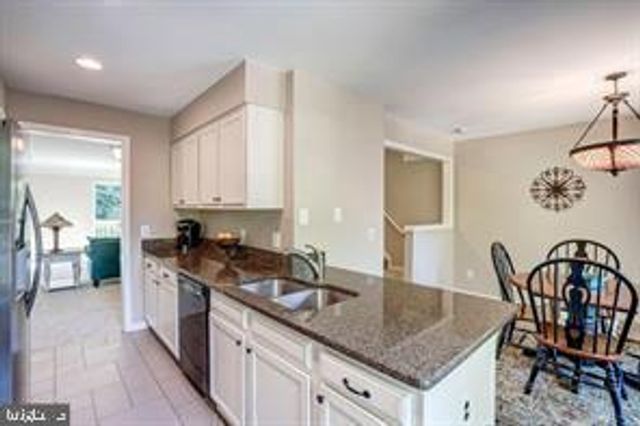 353 BARNFIELD SQ NE, Leesburg, VA 20176
