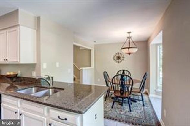 353 BARNFIELD SQ NE, Leesburg, VA 20176