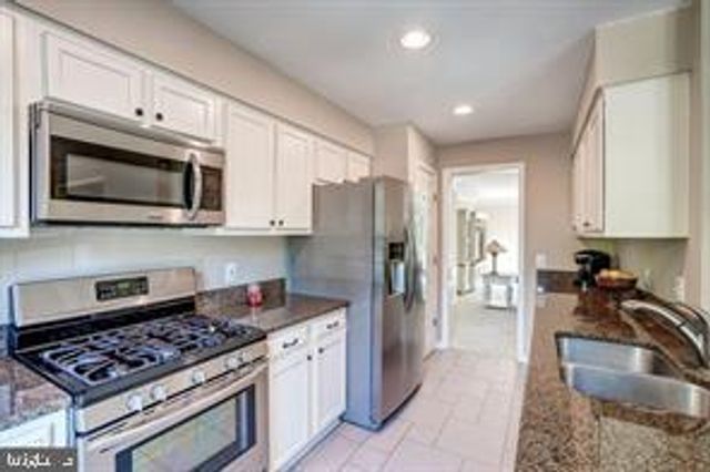 353 BARNFIELD SQ NE, Leesburg, VA 20176