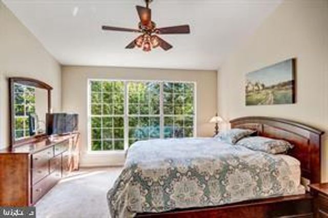 353 BARNFIELD SQ NE, Leesburg, VA 20176