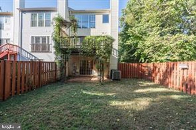 353 BARNFIELD SQ NE, Leesburg, VA 20176