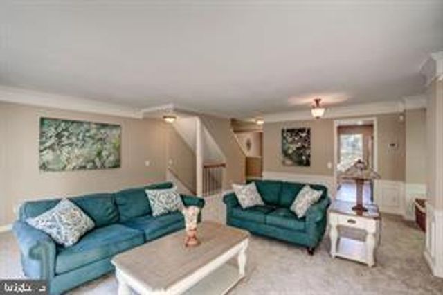 353 BARNFIELD SQ NE, Leesburg, VA 20176