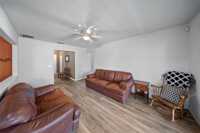 6908 SPANISH MOSS CIRCLE, Tampa, FL 33625