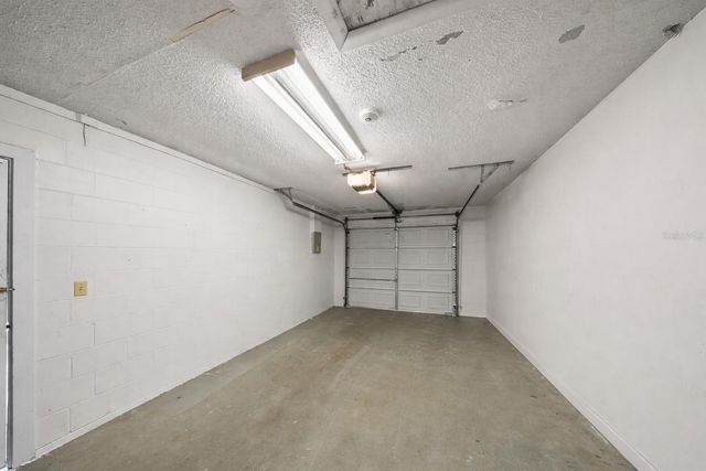 6908 SPANISH MOSS CIRCLE, Tampa, FL 33625