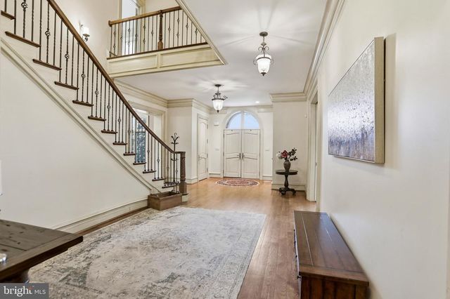 606 KENTLAND DR, Great Falls, VA 22066