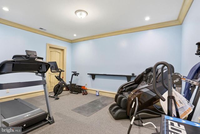 606 KENTLAND DR, Great Falls, VA 22066