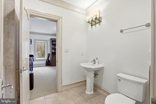 606 KENTLAND DR, Great Falls, VA 22066