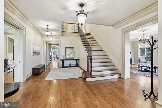 606 KENTLAND DR, Great Falls, VA 22066