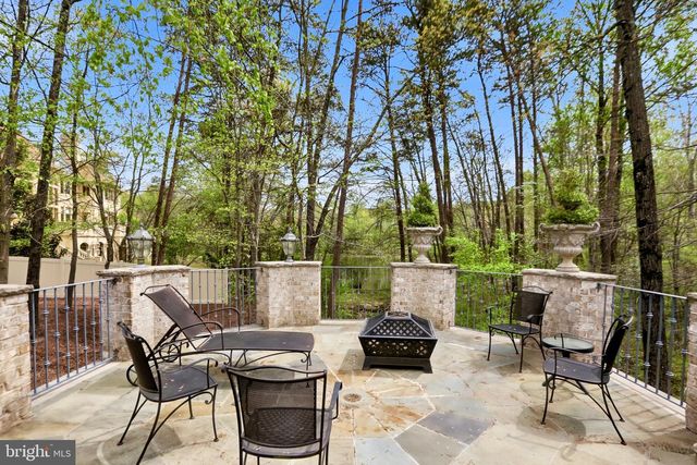606 KENTLAND DR, Great Falls, VA 22066