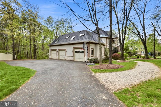606 KENTLAND DR, Great Falls, VA 22066