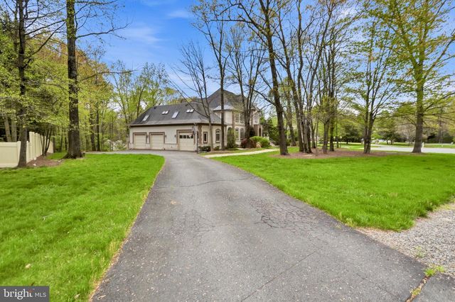 606 KENTLAND DR, Great Falls, VA 22066