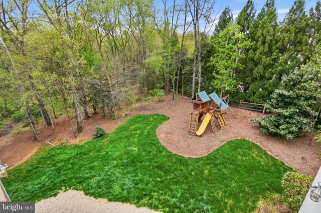 606 KENTLAND DR, Great Falls, VA 22066