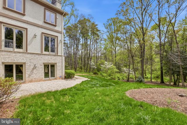 606 KENTLAND DR, Great Falls, VA 22066