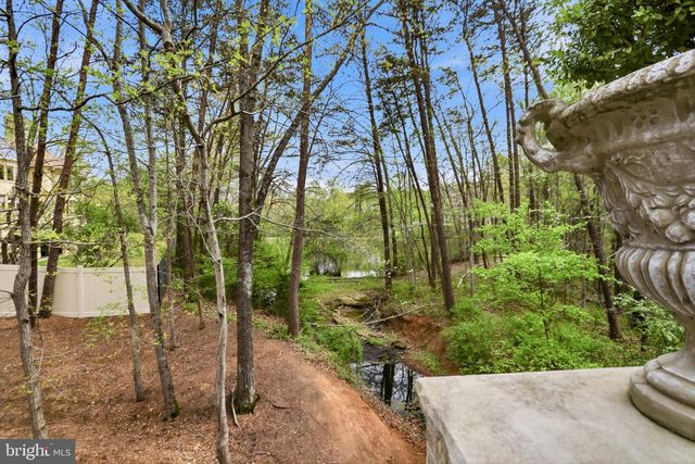 606 KENTLAND DR, Great Falls, VA 22066