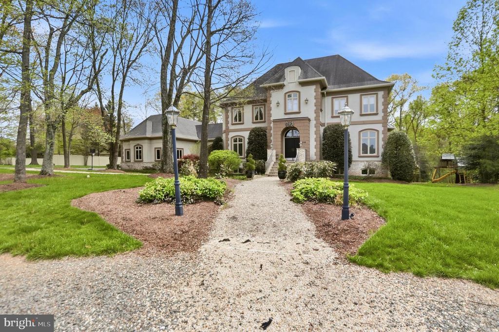 606 KENTLAND DR, Great Falls, VA 22066