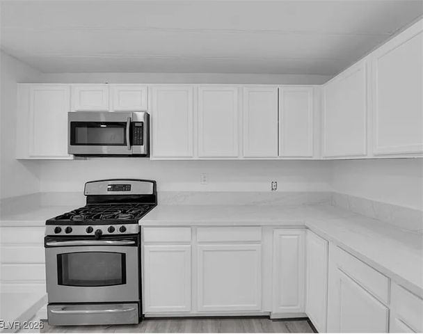 332 Sir Jeffery Circle, Las Vegas, NV 89110