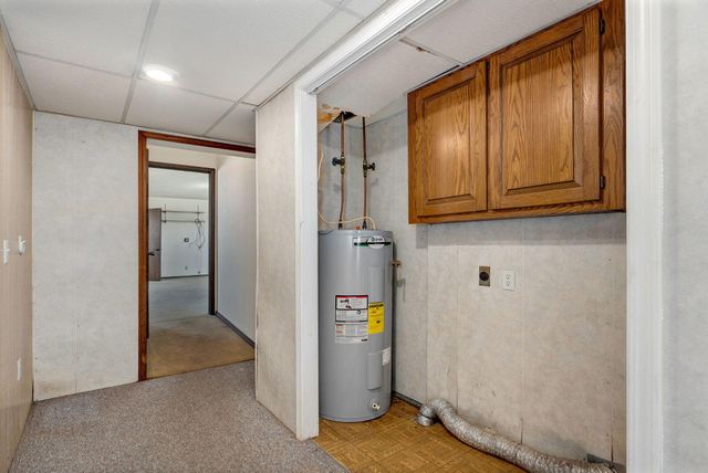 1776 Falcon Drive, Galena, MO 65656