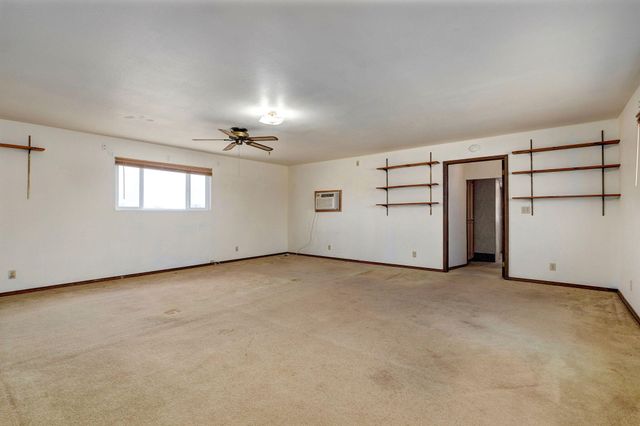 1776 Falcon Drive, Galena, MO 65656