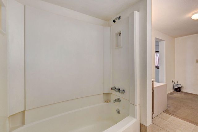 1776 Falcon Drive, Galena, MO 65656