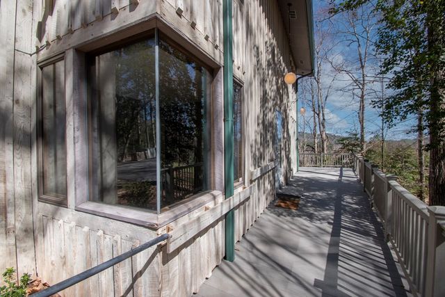 43 Hitchcock Street, Murphy, NC 28906