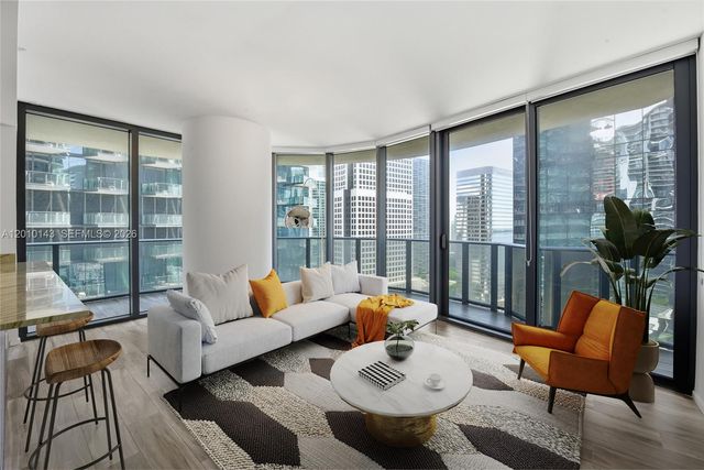 801 S Miami Ave 2505, Miami, FL 33130
