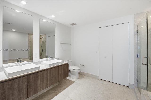 801 S Miami Ave 2505, Miami, FL 33130