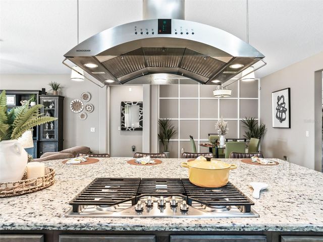 5662 NW 40TH LOOP, Ocala, FL 34482