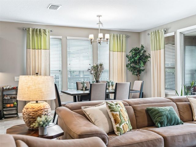 5662 NW 40TH LOOP, Ocala, FL 34482