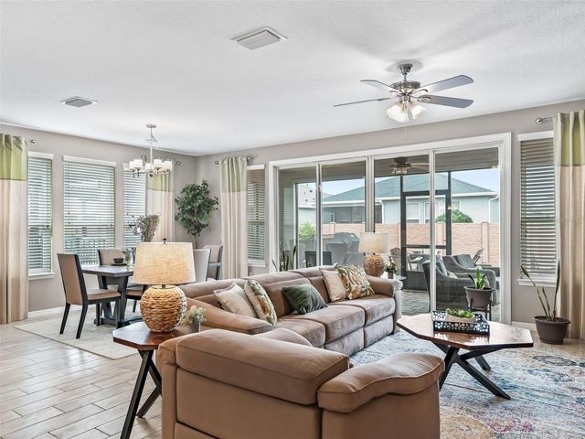 5662 NW 40TH LOOP, Ocala, FL 34482