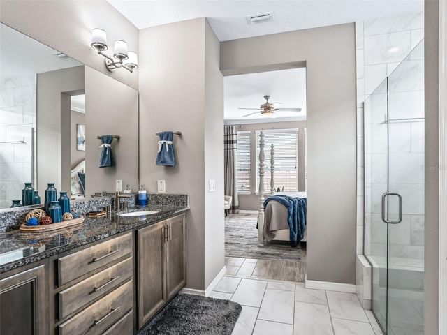 5662 NW 40TH LOOP, Ocala, FL 34482