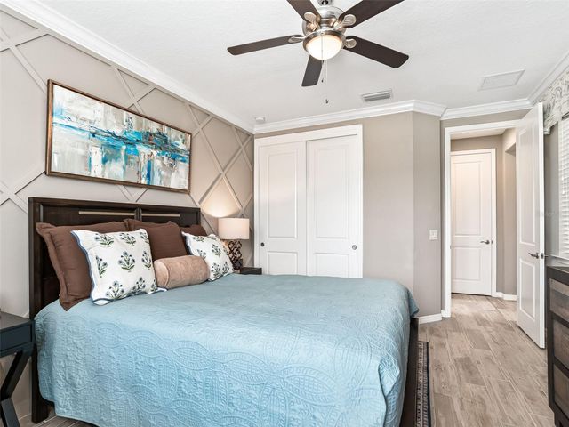 5662 NW 40TH LOOP, Ocala, FL 34482