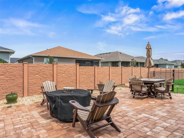 5662 NW 40TH LOOP, Ocala, FL 34482