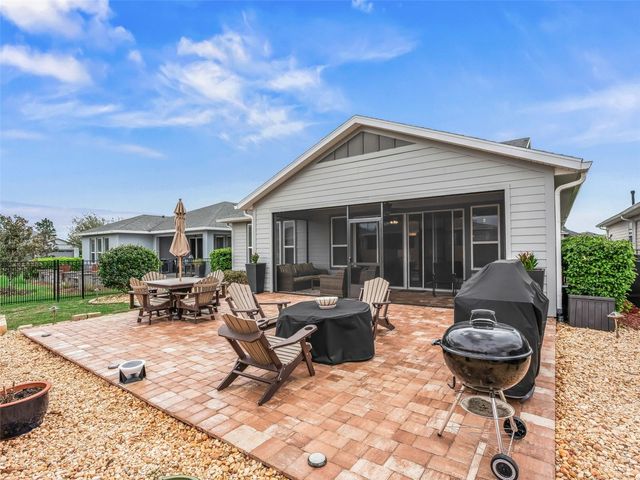 5662 NW 40TH LOOP, Ocala, FL 34482