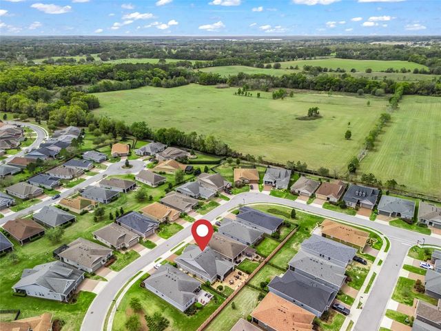 5662 NW 40TH LOOP, Ocala, FL 34482