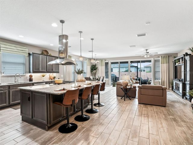 5662 NW 40TH LOOP, Ocala, FL 34482