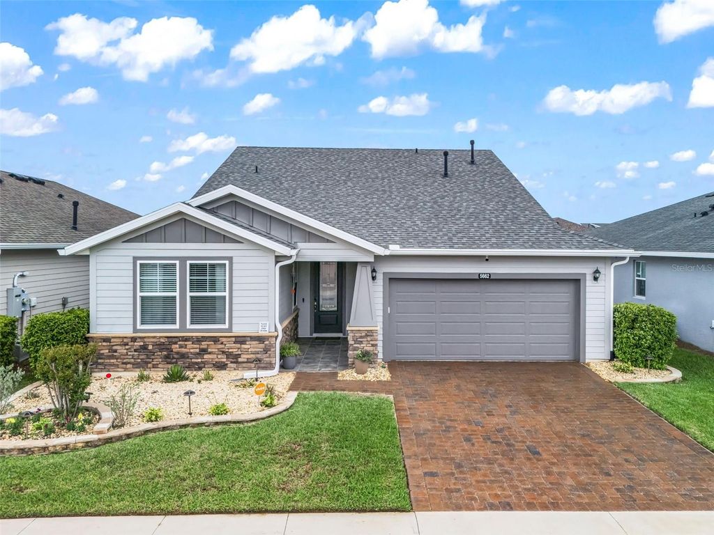 5662 NW 40TH LOOP, Ocala, FL 34482