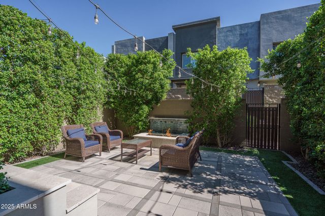 25327 N 19TH Lane, Phoenix, AZ 85085