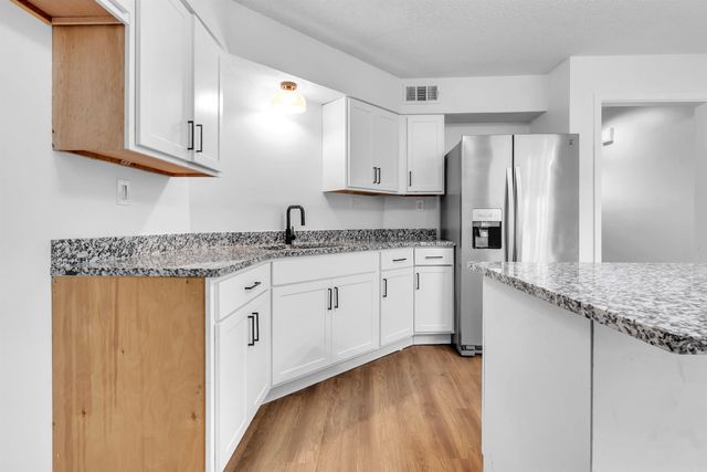 488 W REGIS PL, Cordova, TN 38018