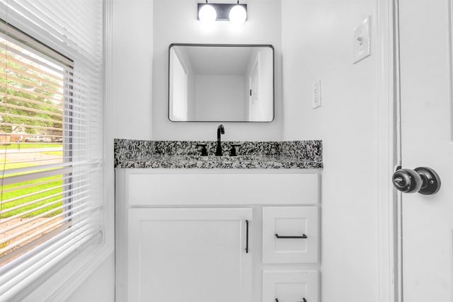 488 W REGIS PL, Cordova, TN 38018
