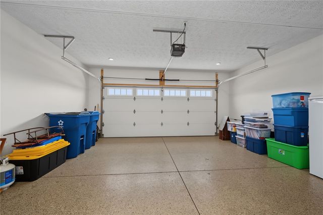 819 Brookwood Circle, Tipp City, OH 45371