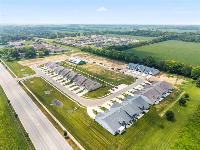 819 Brookwood Circle, Tipp City, OH 45371