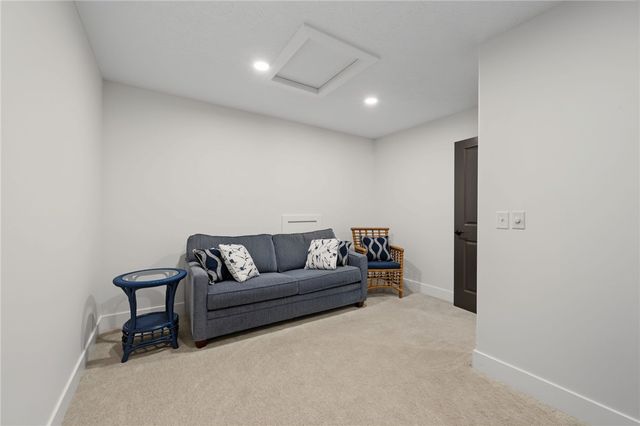 819 Brookwood Circle, Tipp City, OH 45371